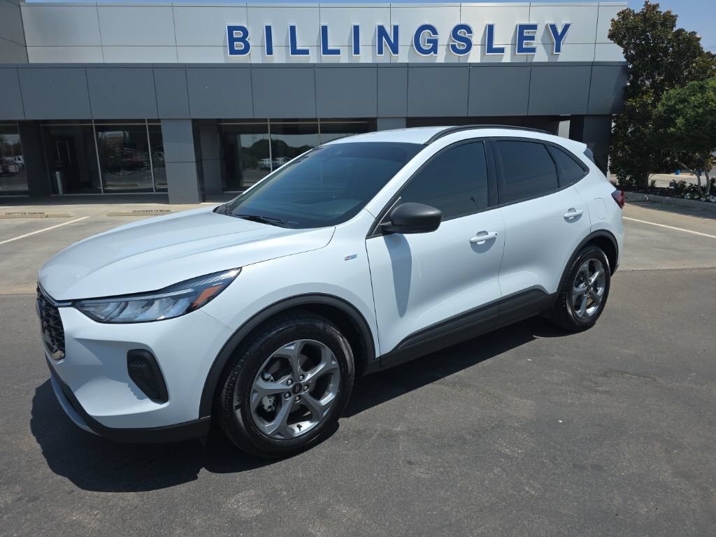2025 FORD Escape
