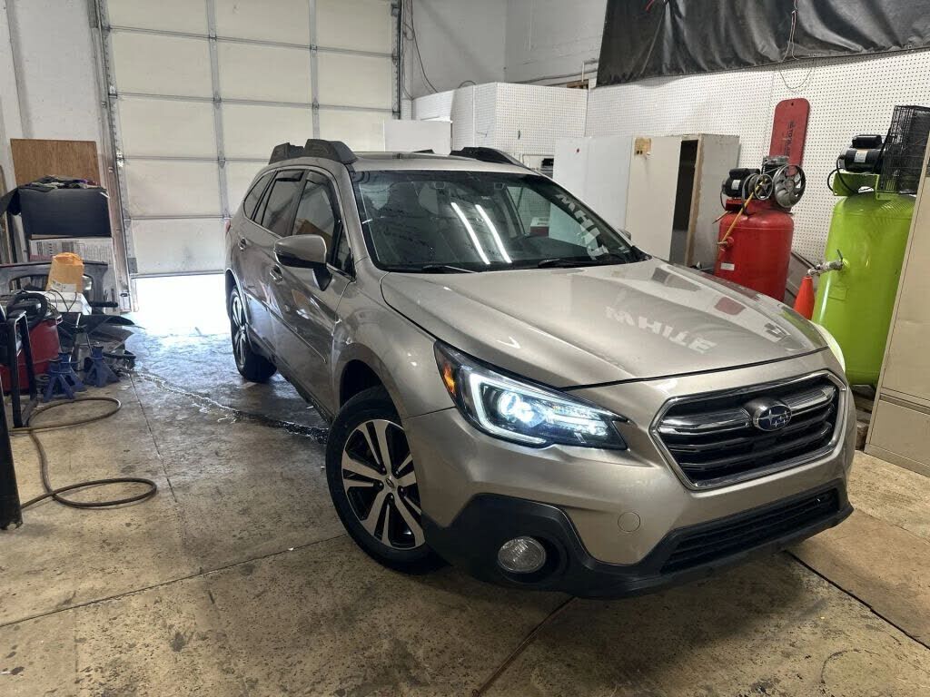 2018 SUBARU Outback