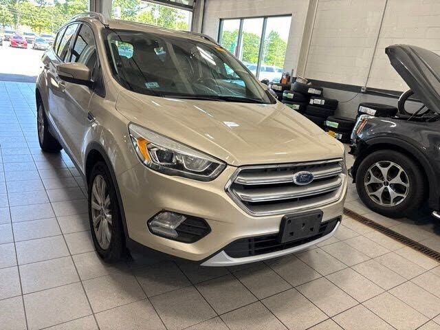 2017 FORD Escape