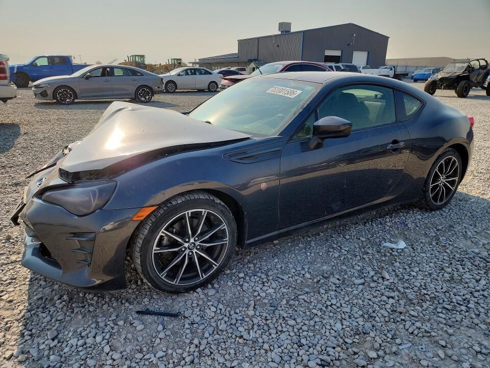 2017 TOYOTA 86