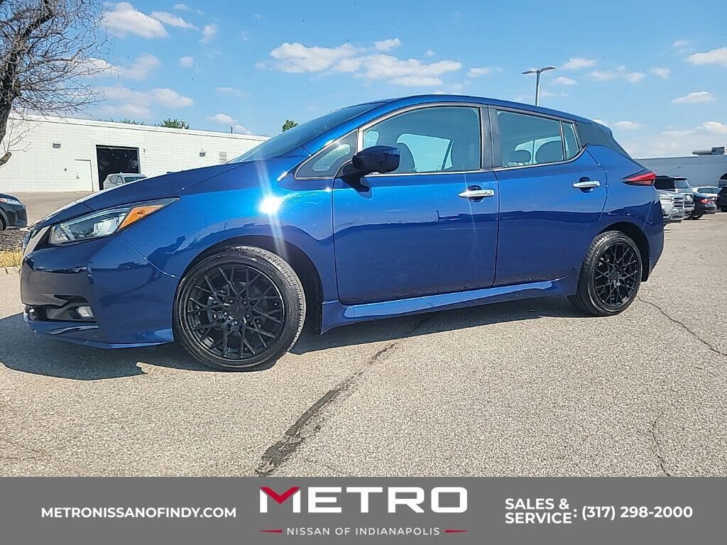 2022 NISSAN Leaf
