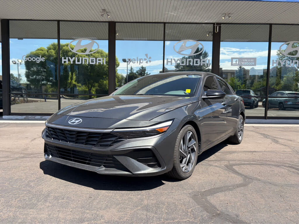 2025 HYUNDAI Elantra