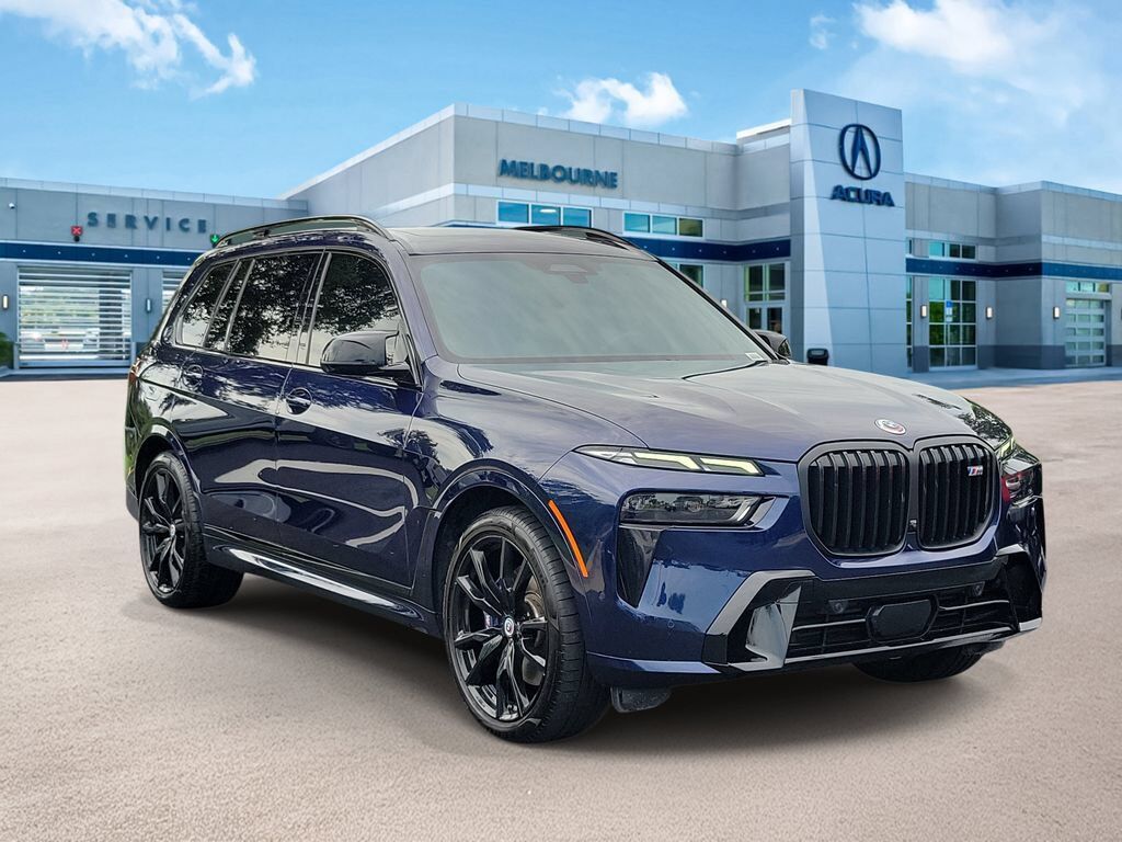 2023 BMW X7
