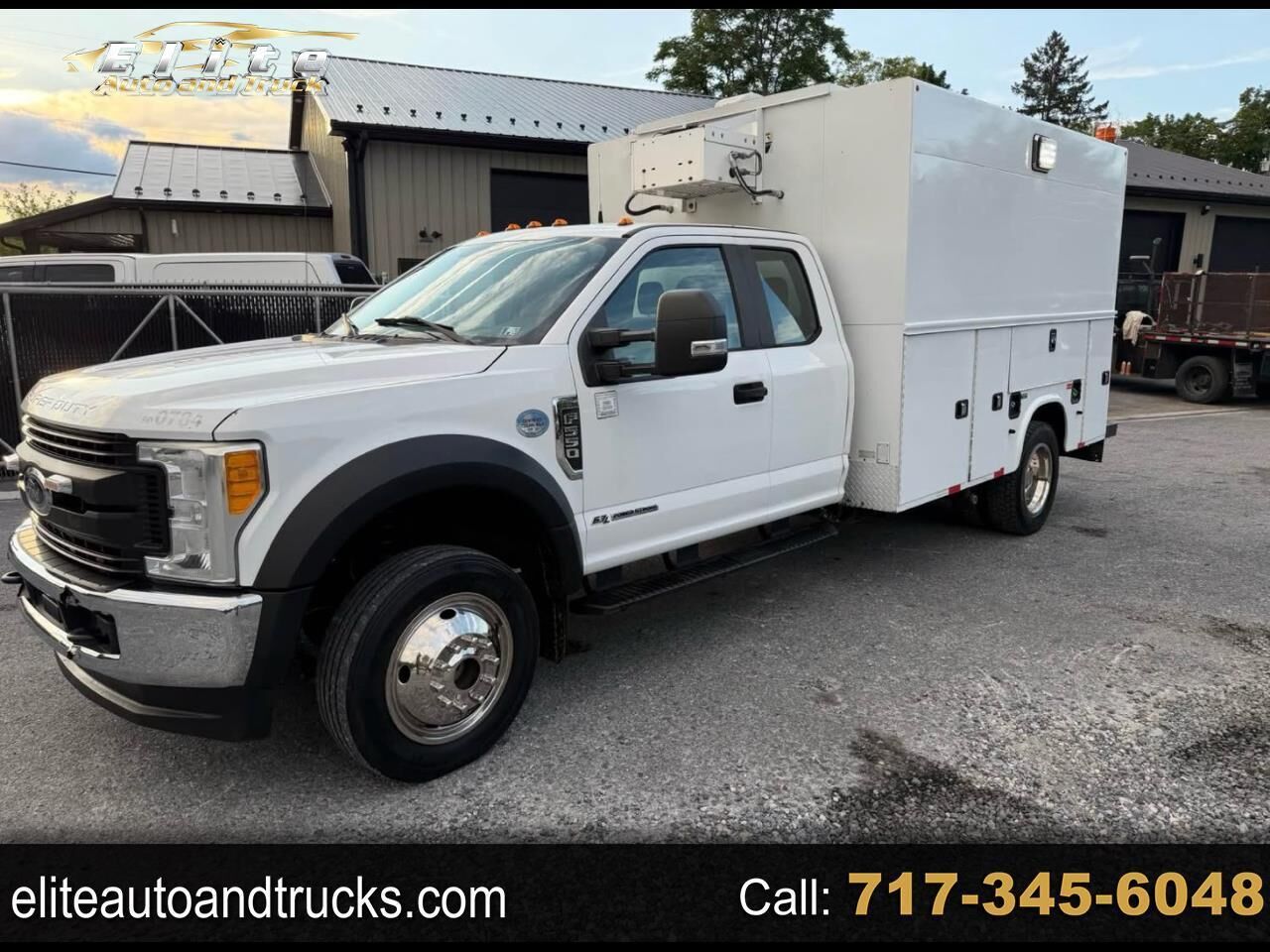 2017 FORD F-550