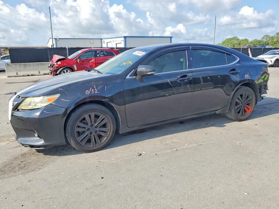2015 LEXUS ES