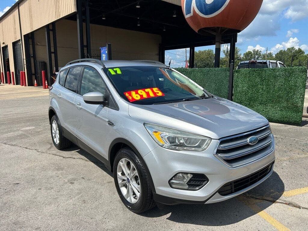 2017 FORD Escape