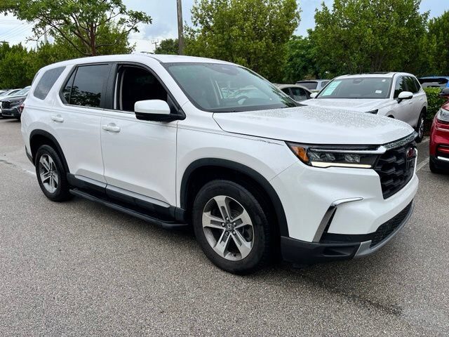 2023 HONDA Pilot