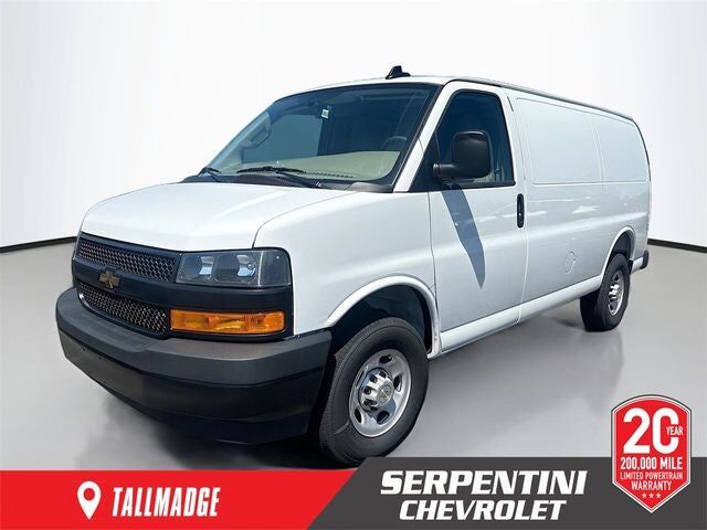2025 CHEVROLET Express