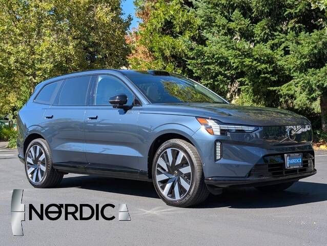 2025 VOLVO EX90