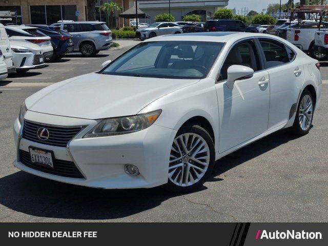 2013 LEXUS ES