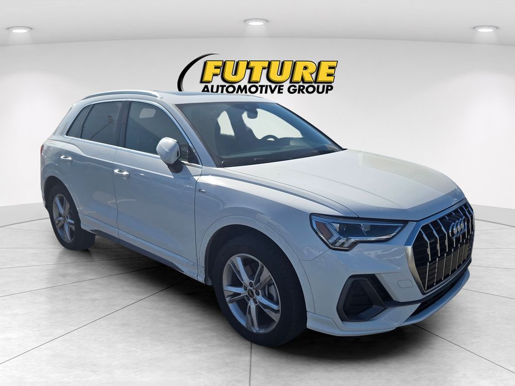 2023 AUDI Q3