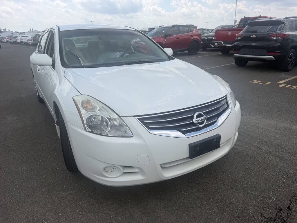 2012 NISSAN Altima