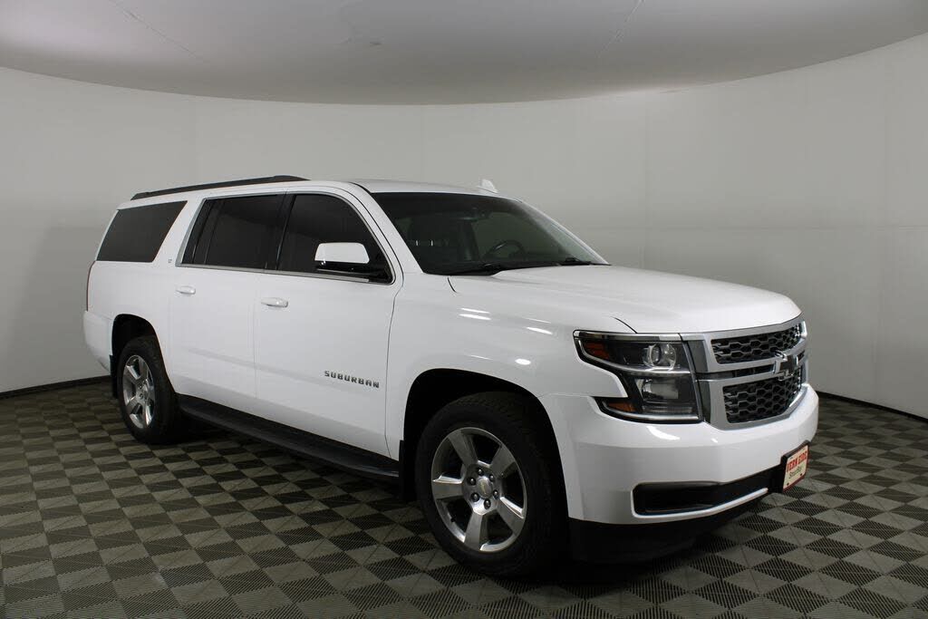 2016 CHEVROLET Suburban