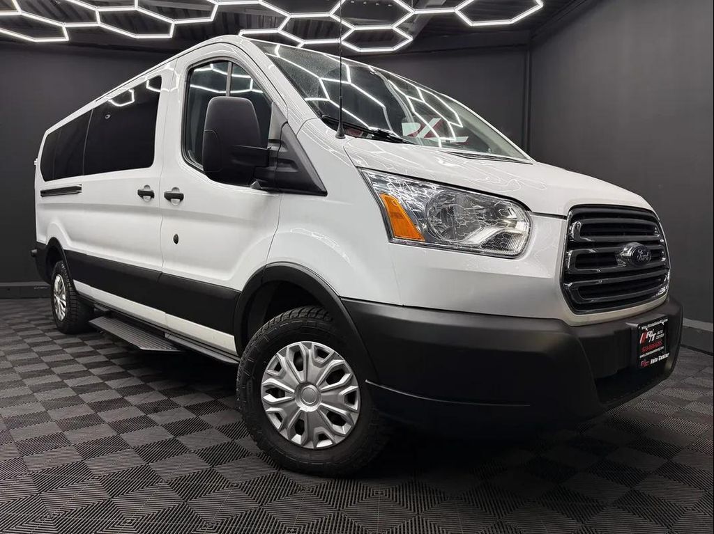 2019 FORD Transit