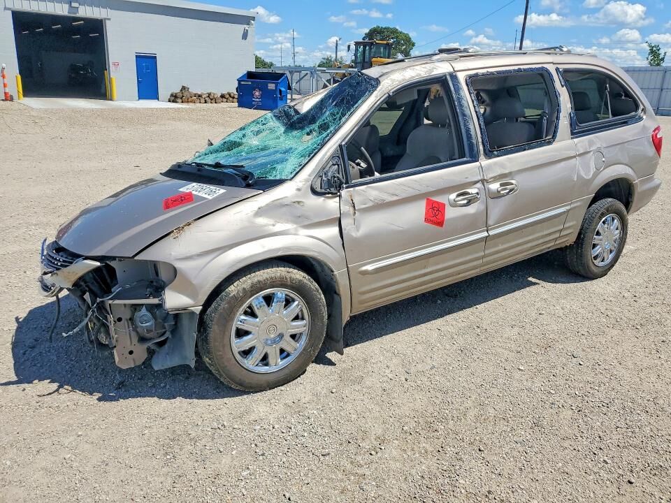 2003 CHRYSLER Town and Country