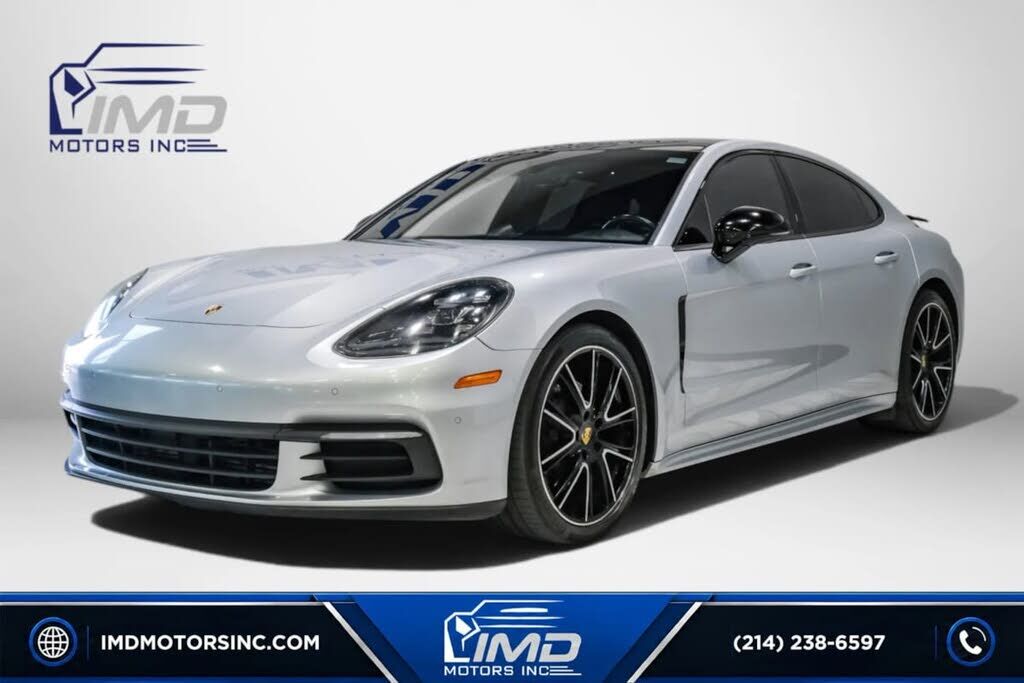 2018 PORSCHE Panamera
