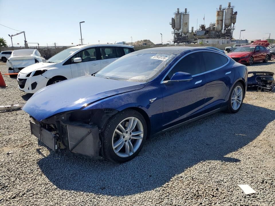 2016 TESLA Model S