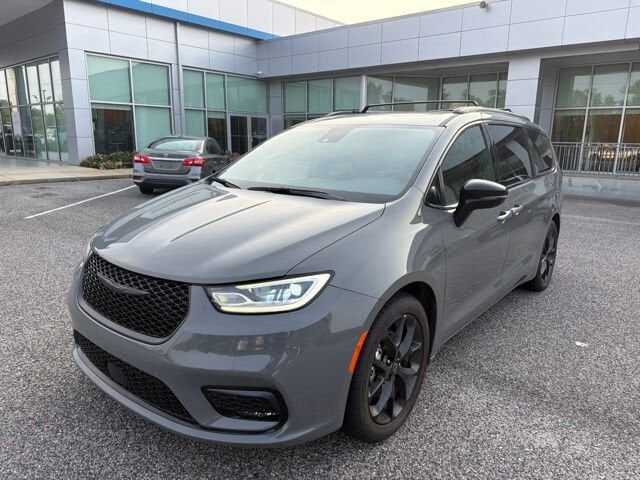 2025 CHRYSLER Pacifica