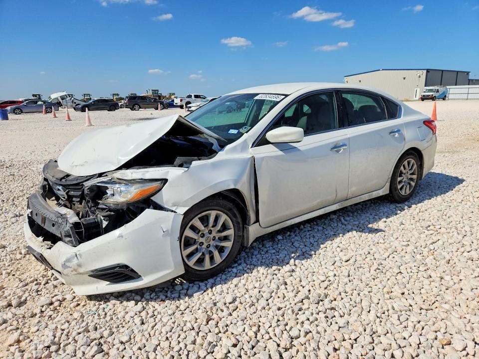 2017 NISSAN Altima