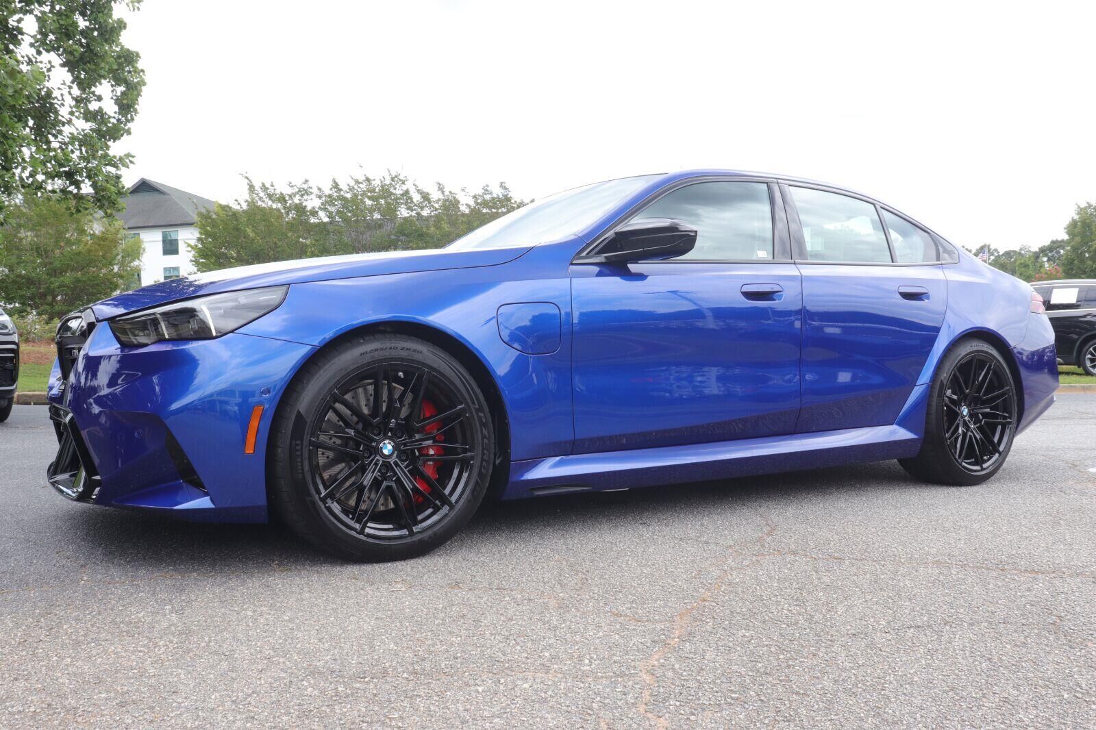 2027 BMW M5