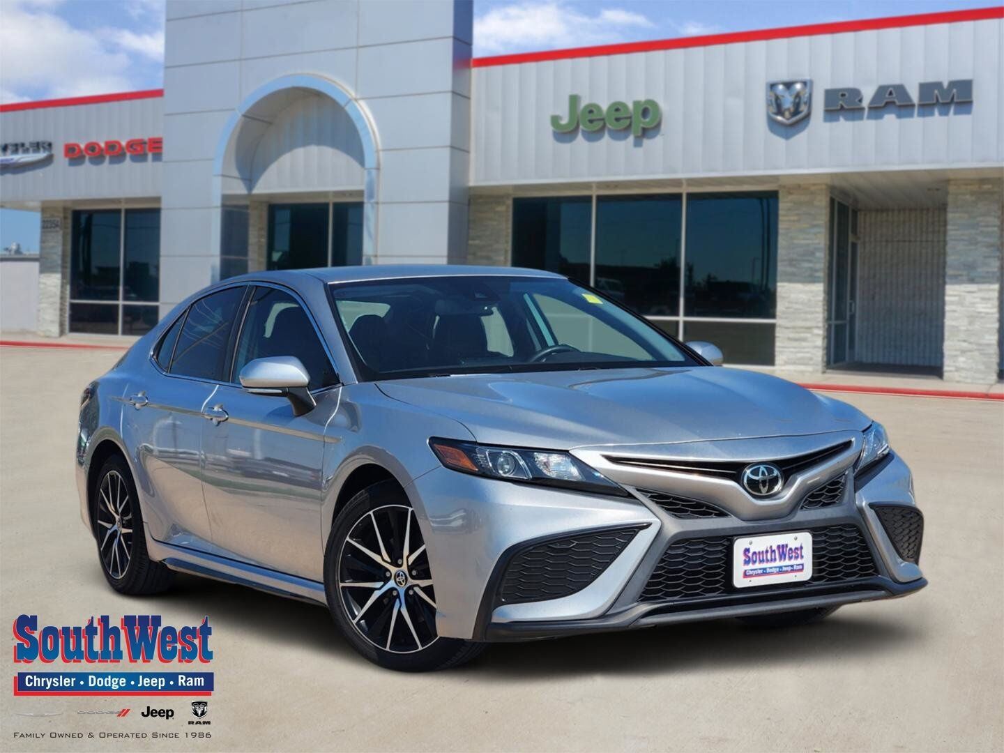 2023 TOYOTA Camry