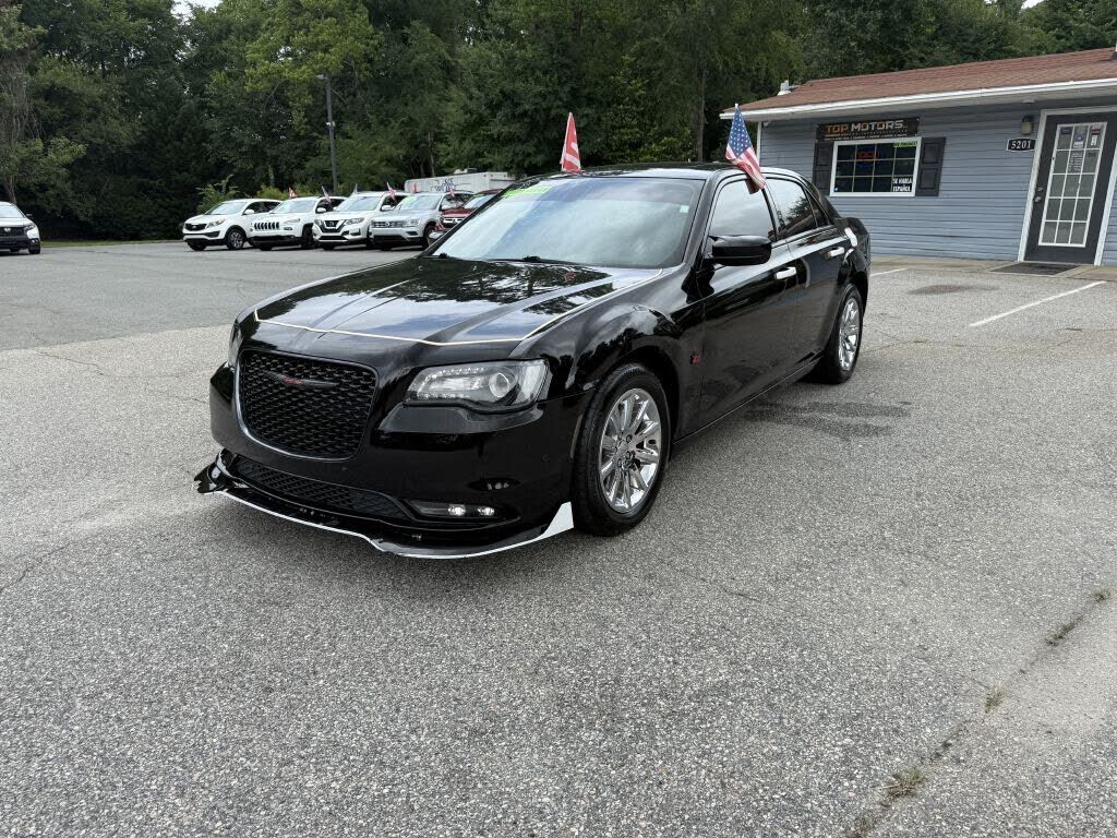 2022 CHRYSLER 300