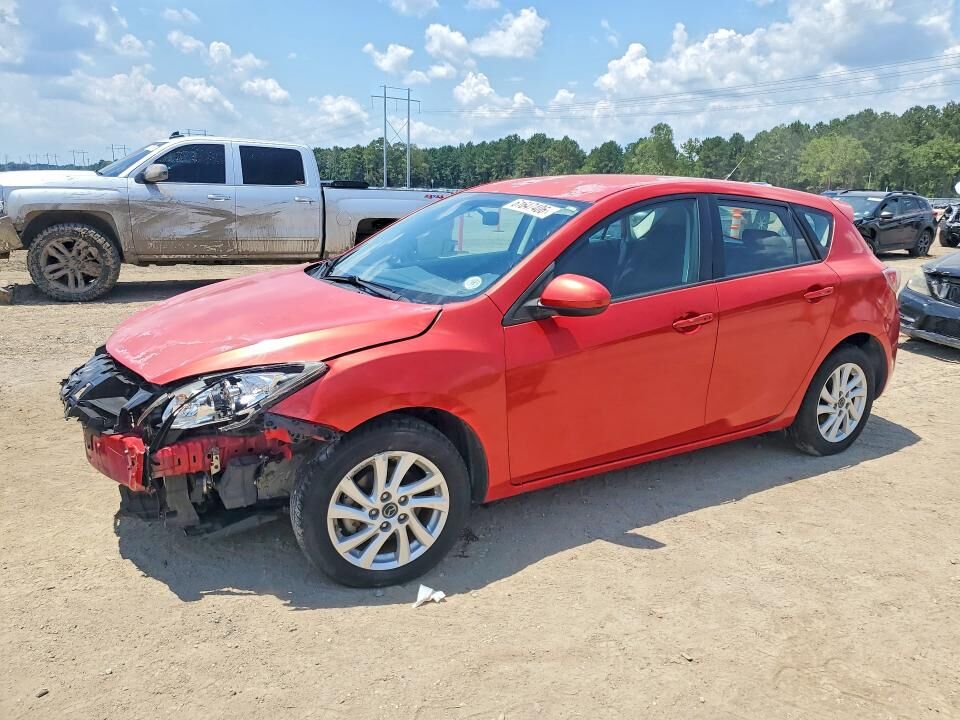 2013 MAZDA Mazda3