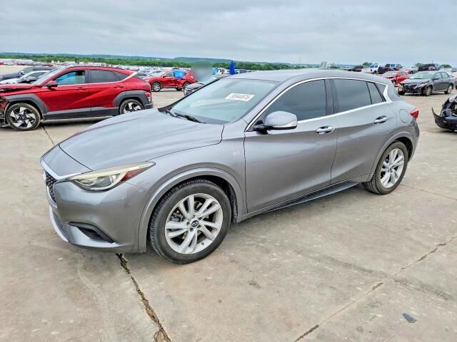 2018 INFINITI QX30