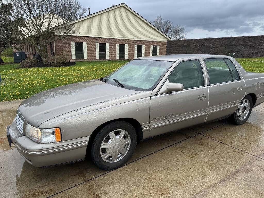 1999 CADILLAC Deville