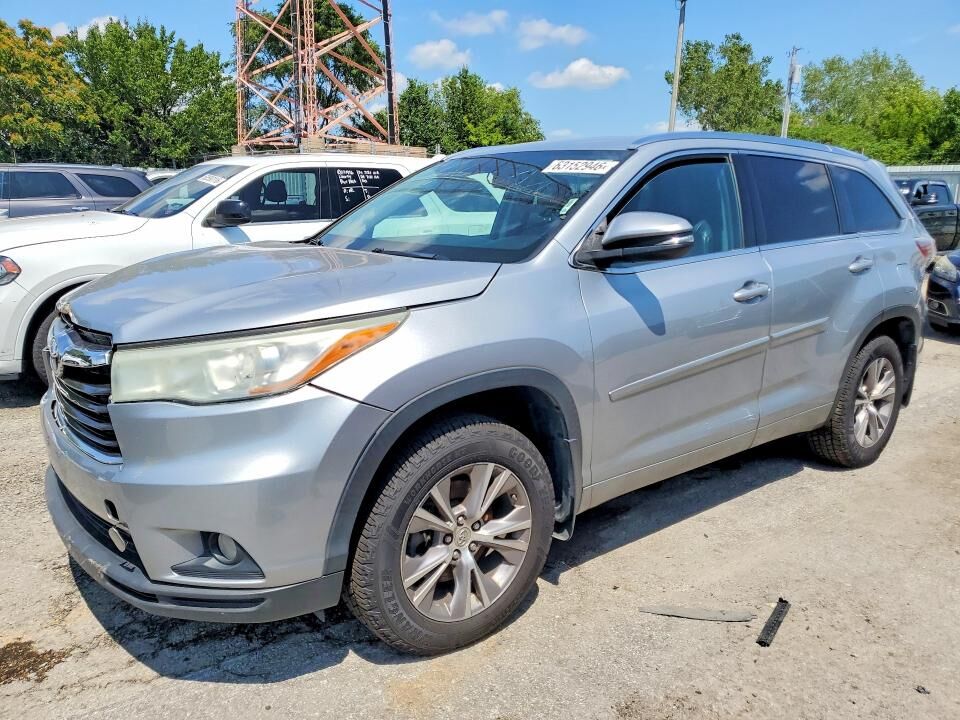 2015 TOYOTA Highlander