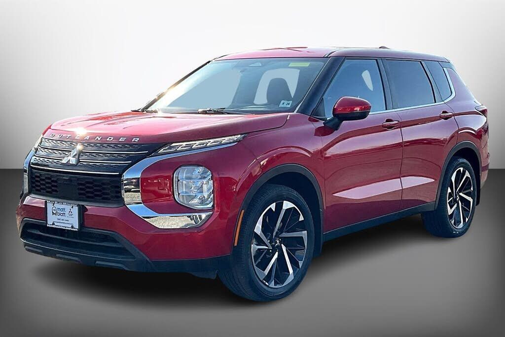 2022 MITSUBISHI Outlander