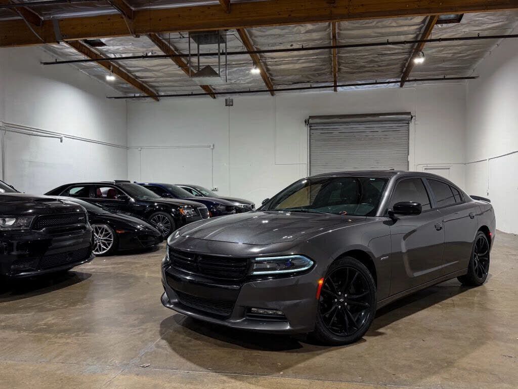 2018 DODGE Charger