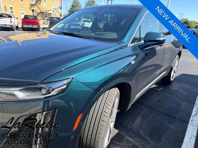 2024 CADILLAC XT6