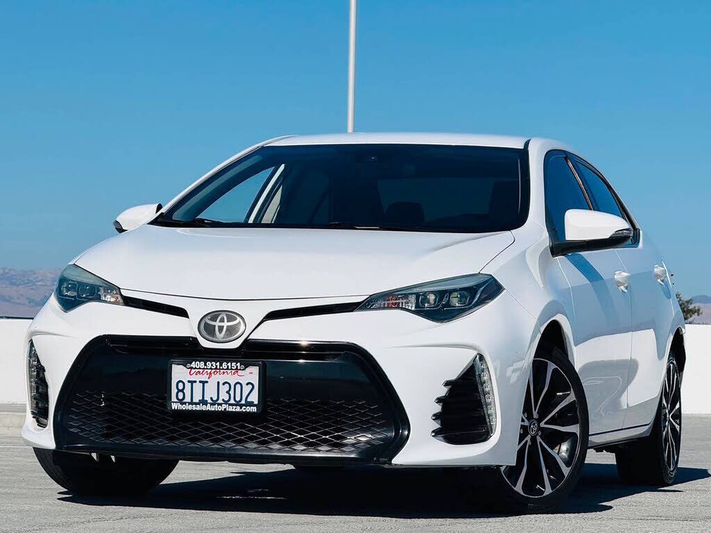 2017 TOYOTA Corolla