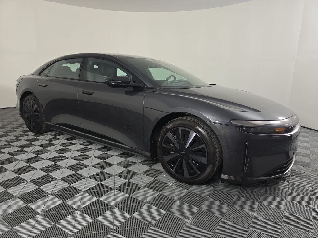 2024 LUCID MOTORS Air