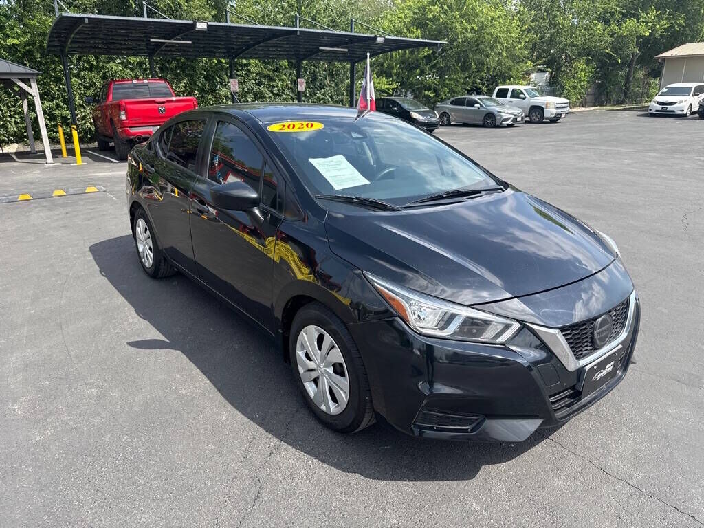 2020 NISSAN Versa