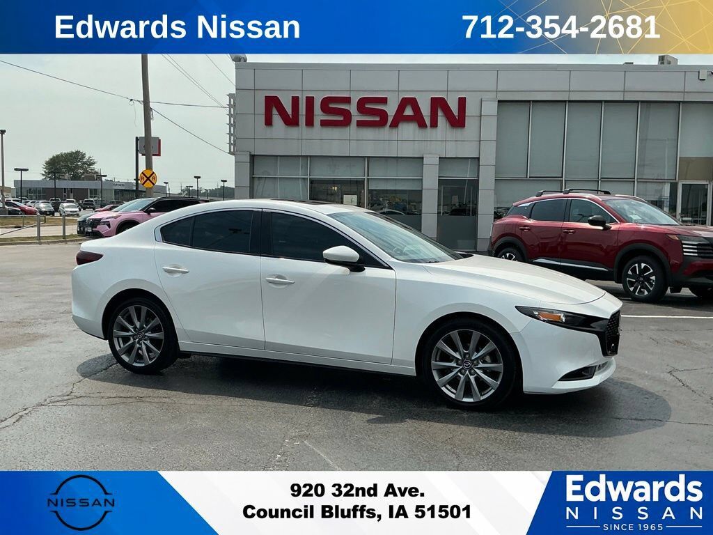 2023 MAZDA Mazda3