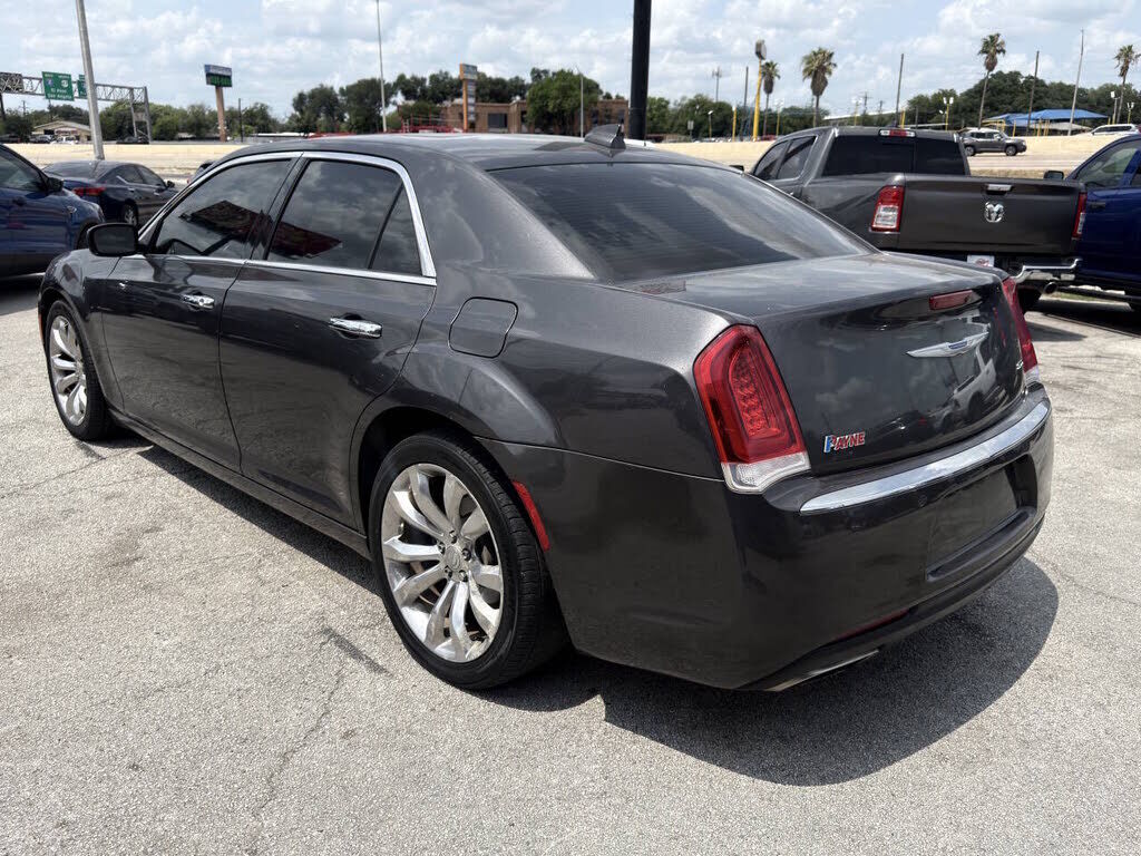 2020 CHRYSLER 300