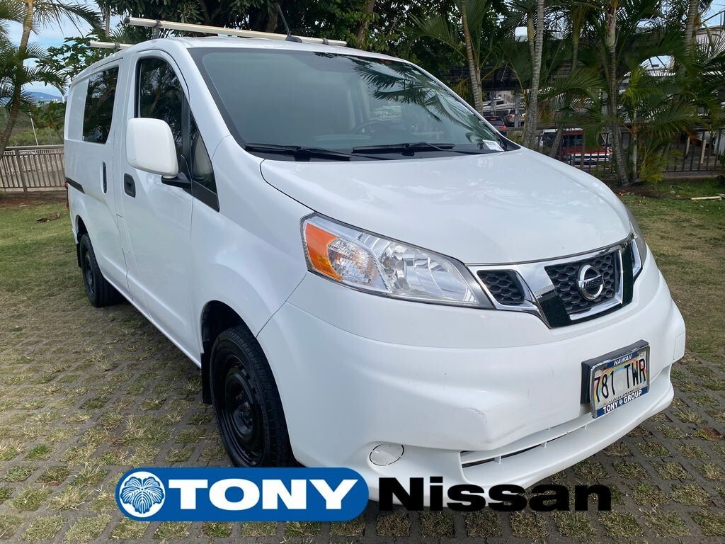 2018 NISSAN NV200