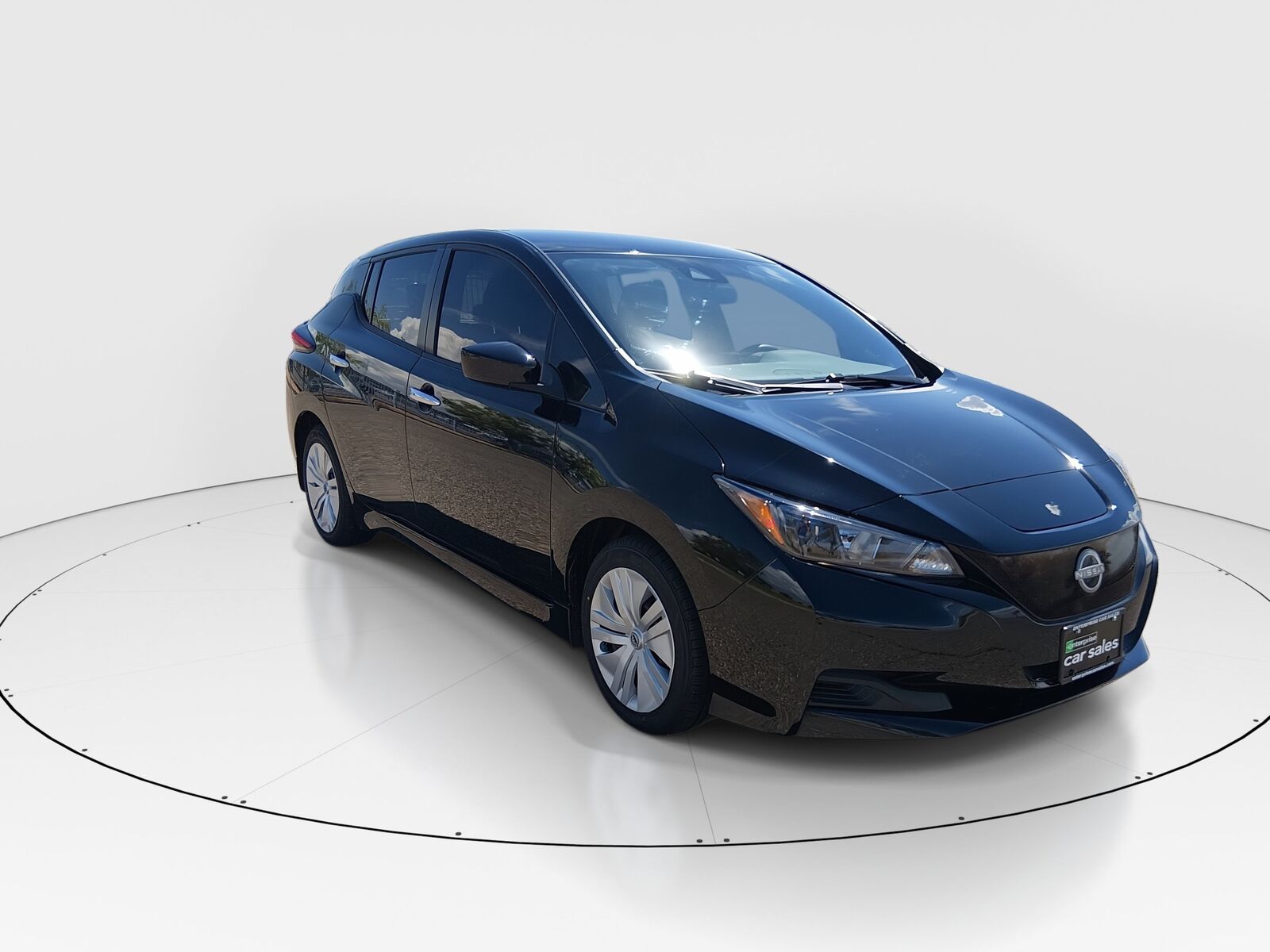 2025 NISSAN Leaf