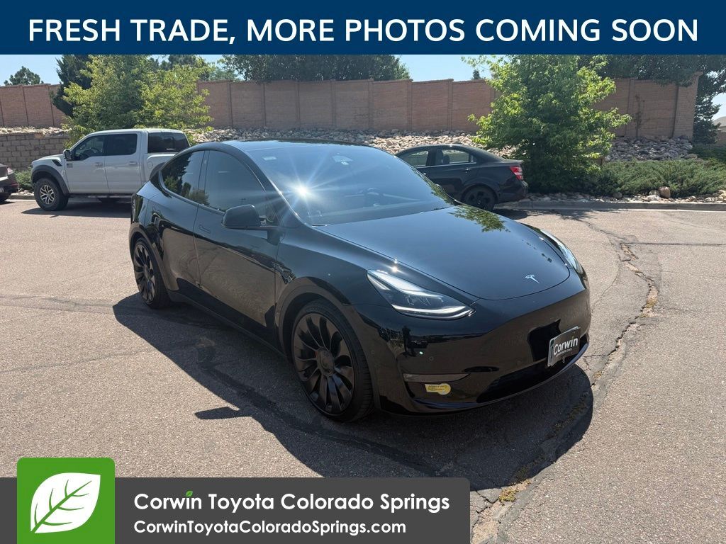 2022 TESLA Model Y