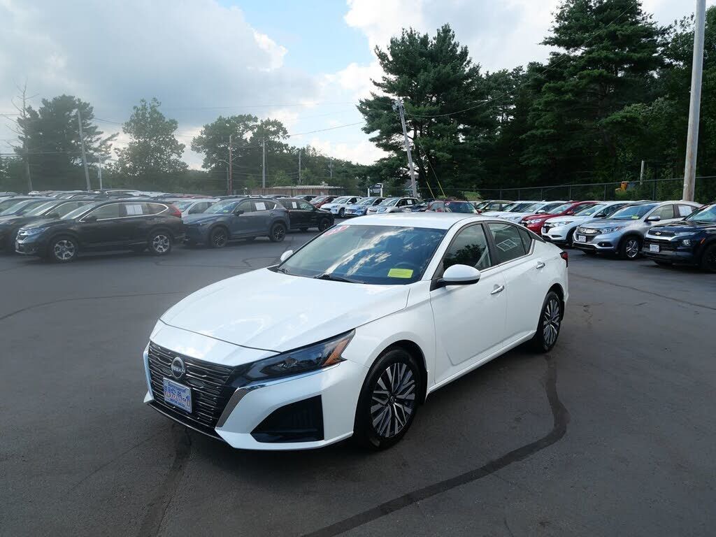 2023 NISSAN Altima