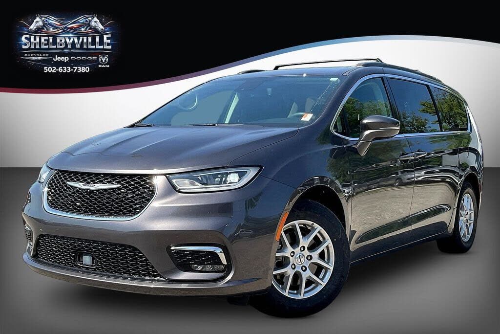 2022 CHRYSLER Pacifica
