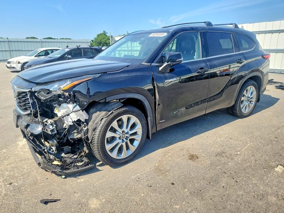 2020 TOYOTA Highlander