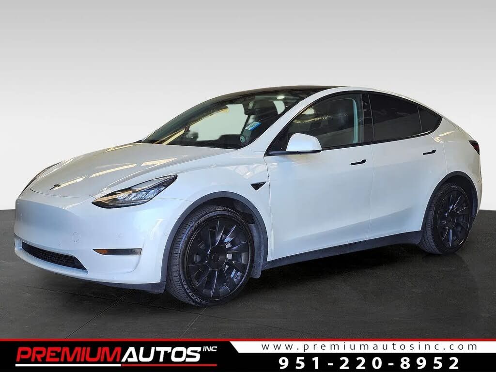 2021 TESLA Model Y