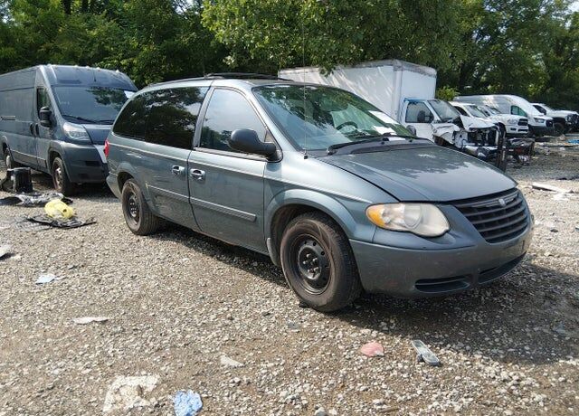 2006 CHRYSLER Town and Country