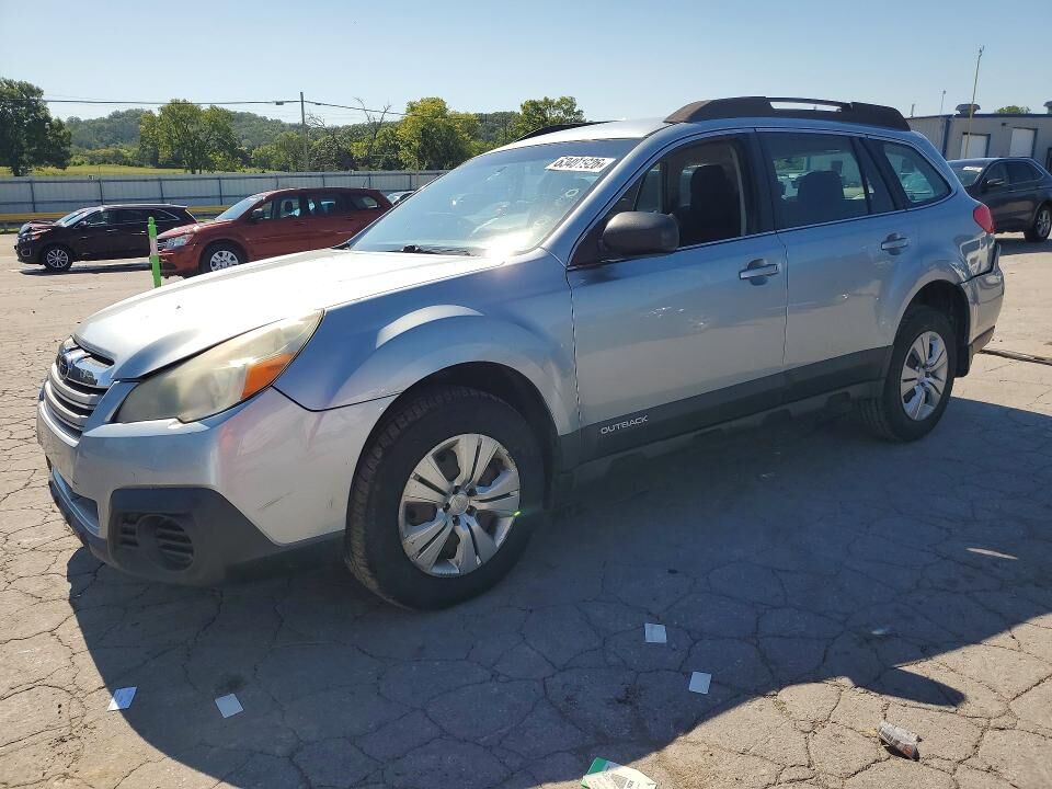 2013 SUBARU Outback
