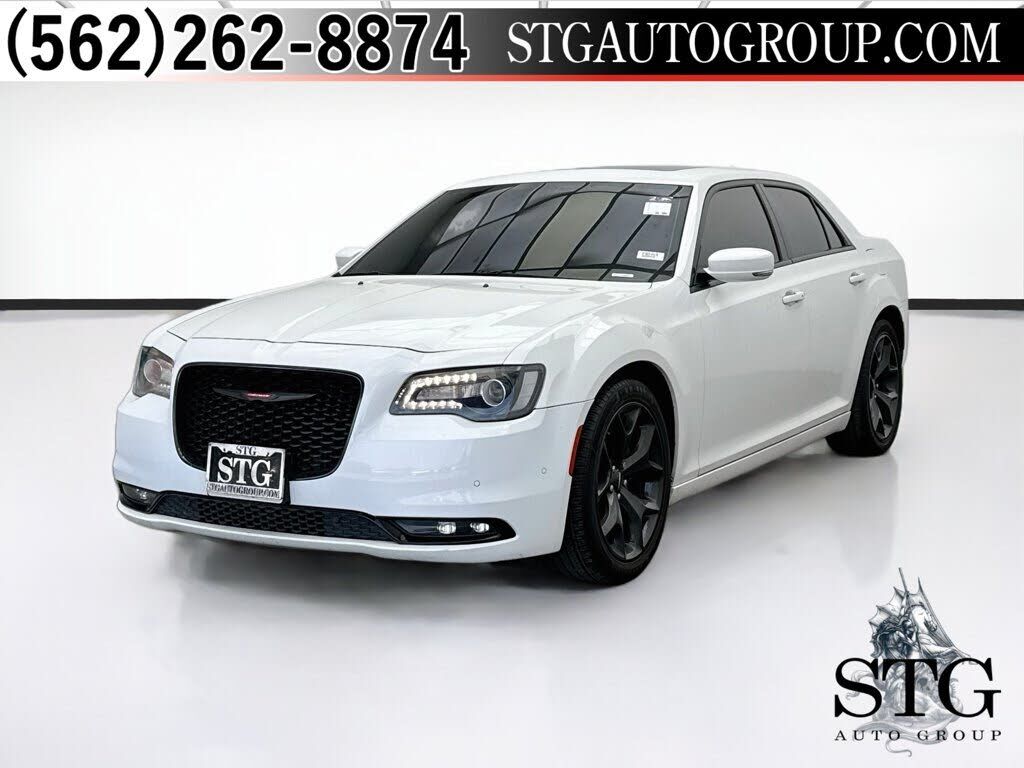 2022 CHRYSLER 300