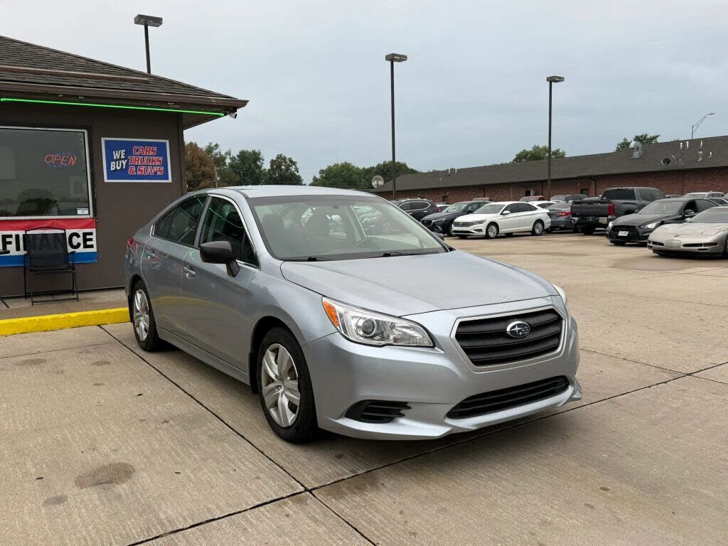 2017 SUBARU Legacy