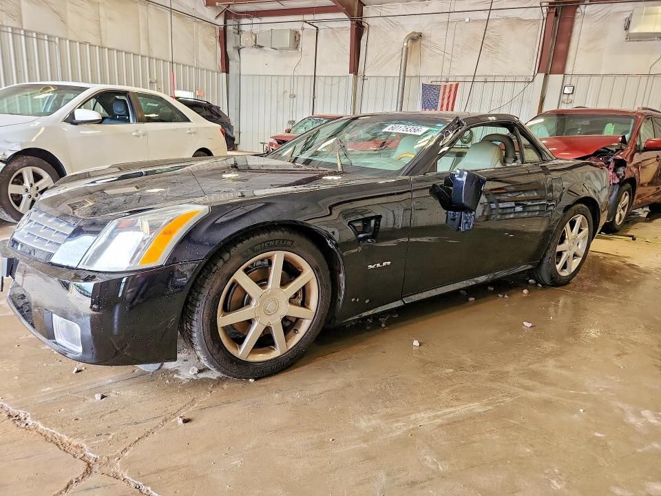 2004 CADILLAC XLR
